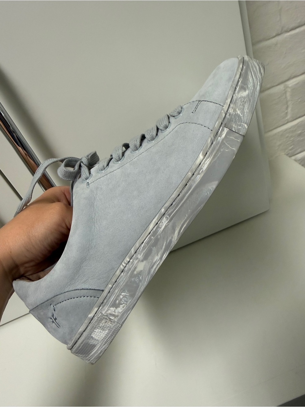 Frye Light Gray Suede Low Top Sneakers Size 9.5 Never Worn - Picture 10 of 10